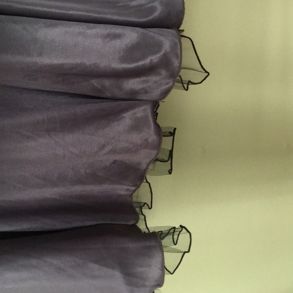 Dress - Picture 3 of 4